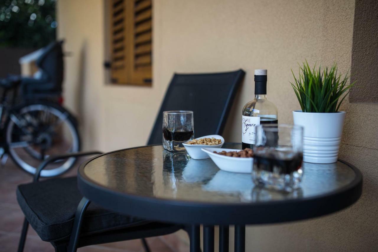 Exclusive City Center Apartment With Garden Rovinj Extérieur photo